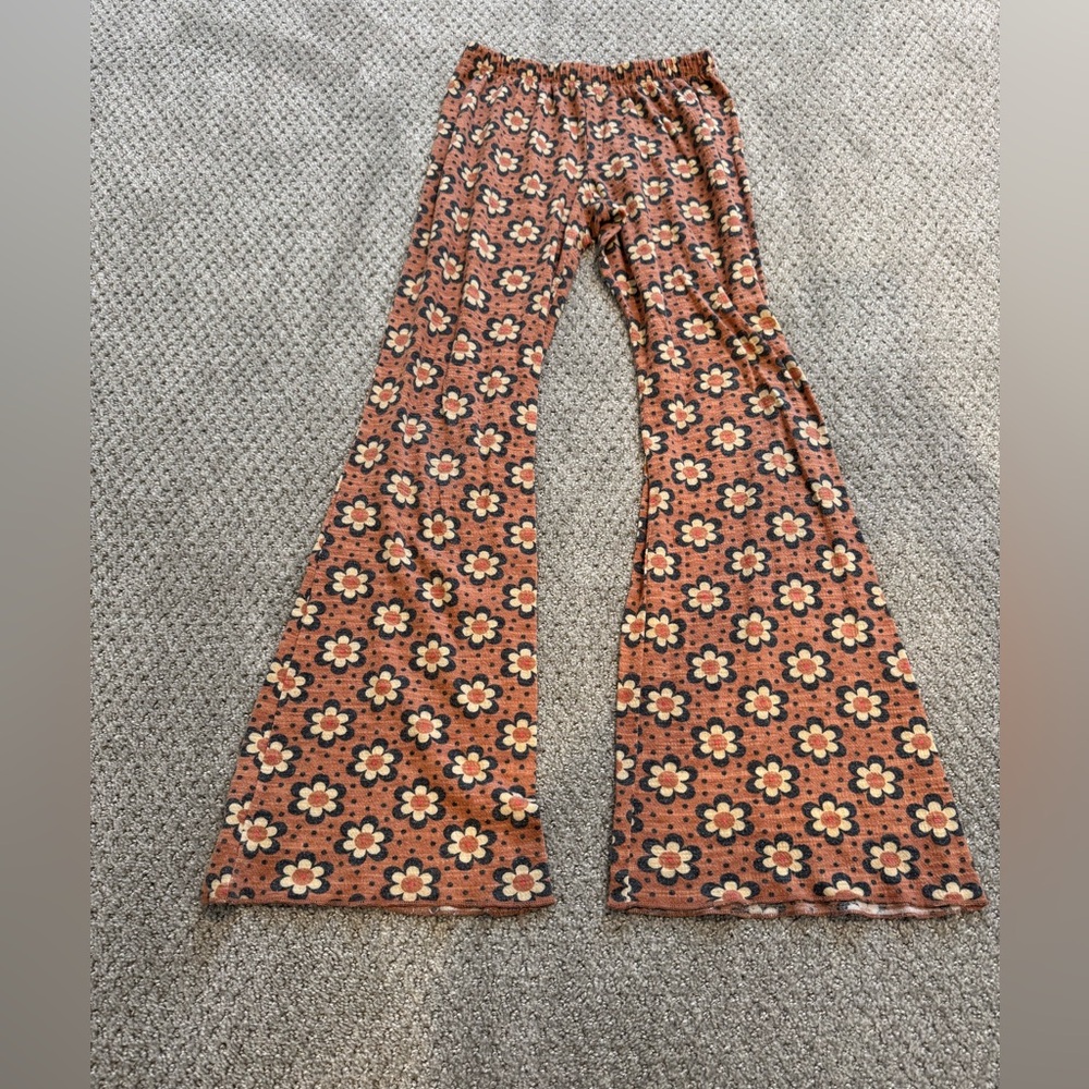 Girls Billabong flare floral pants